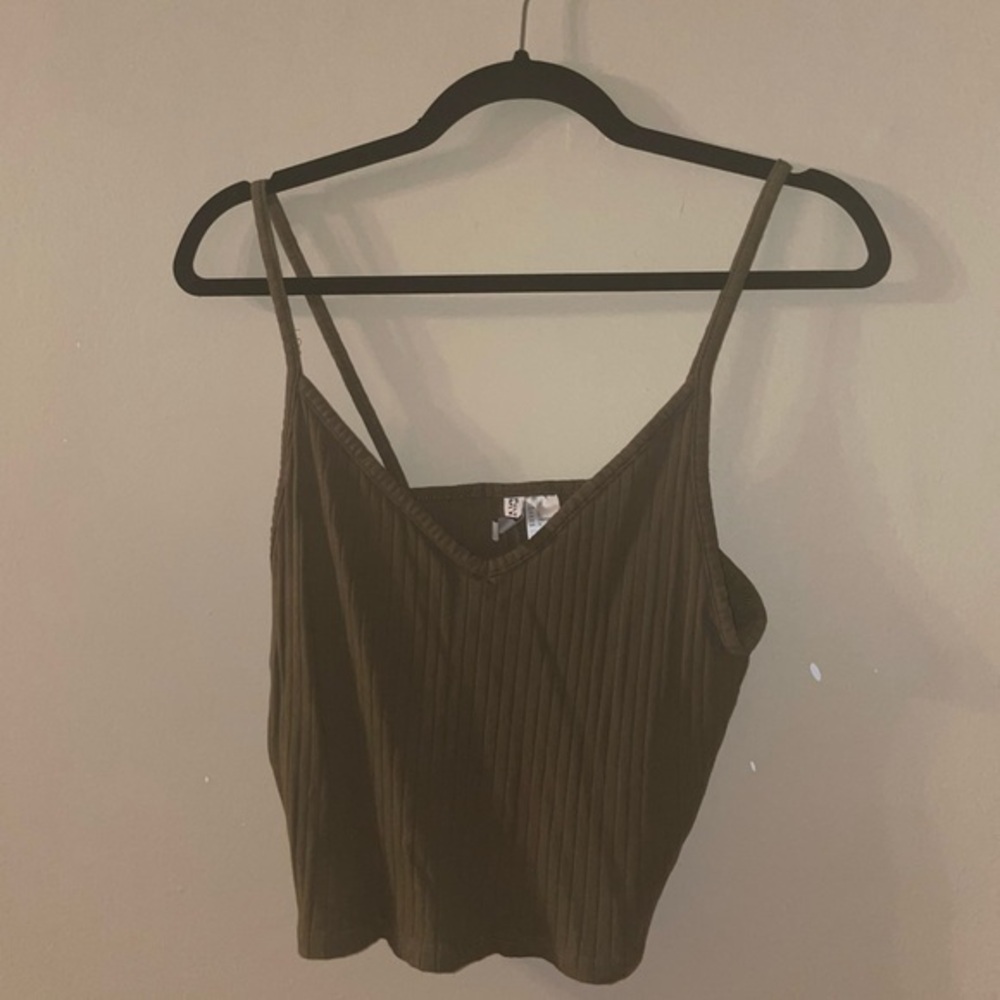 H & M Divided Cropped Ribbed Cami Size Large
